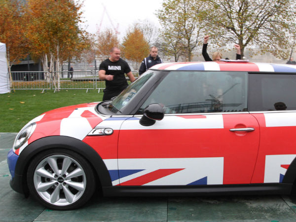 മിനി കൂപ്പര് മിനി കൂപ്പര്