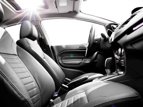 2013 ഫോര്‍ഡ് ഫിയസ്റ്റ സെഡാന്‍