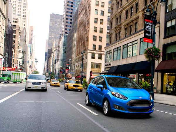 2014 ഫോര്‍ഡ് ഫിയസ്റ്റ ഹാച്ച്ബാക്ക്