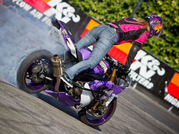 ലേ പീറ്റേഴ്‍സന്‍റെ സ്റ്റണ്ട് ബൈക്കിംഗ്