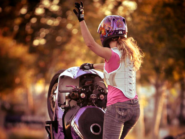 ലേ പീറ്റേഴ്‍സന്‍റെ സ്റ്റണ്ട് ബൈക്കിംഗ്