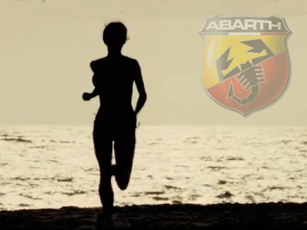 'ഗോ ടോപ്‍ലെസ്!' 