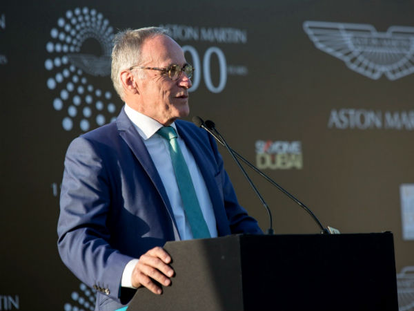 ദുബൈ ആകാശങ്ങളില്‍ ആസ്റ്റണ്‍ മാര്‍ട്ടിന്‍ വാന്‍ക്വിഷ്