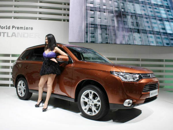 മിത്സുബിഷി ഔട്‍‍ലാന്‍ഡര്‍ എസ്‍യുവി