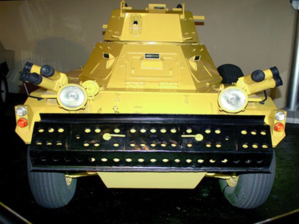 മഴവില്‍ ശൈഖിന്‍റെ കൂടുതല്‍ വിചിത്രവാഹനങ്ങള്‍ കാണാം