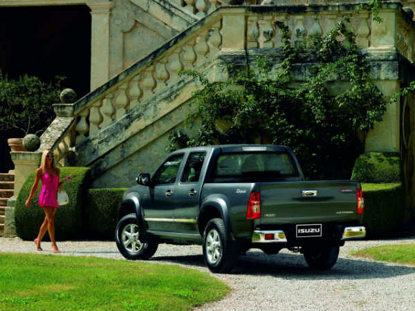 ഡി മാക്സ് പിക്കപ് ട്രക്ക്