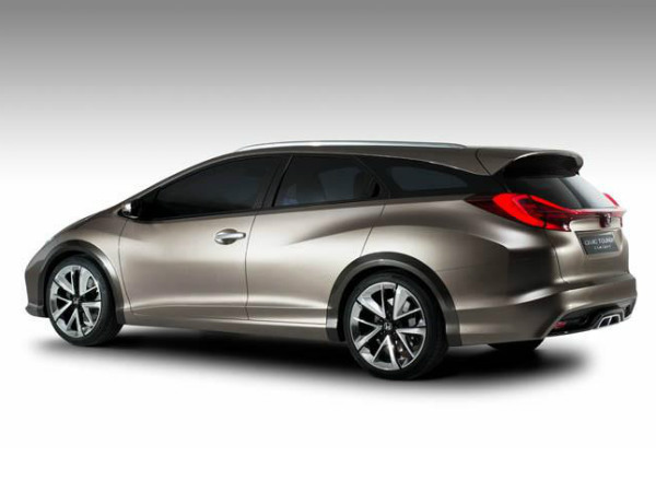 ഹോണ്ട സിവിക് ടൂറര്‍