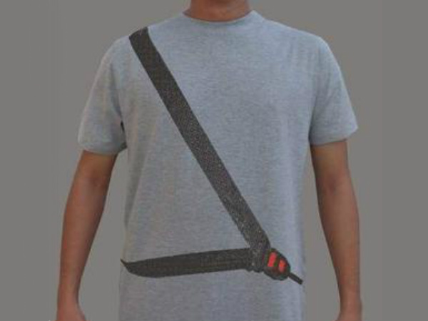 ചൈനയില്‍ നിന്ന് ടീഷര്‍ട്ട് സീറ്റ് ബെല്‍റ്റ്!