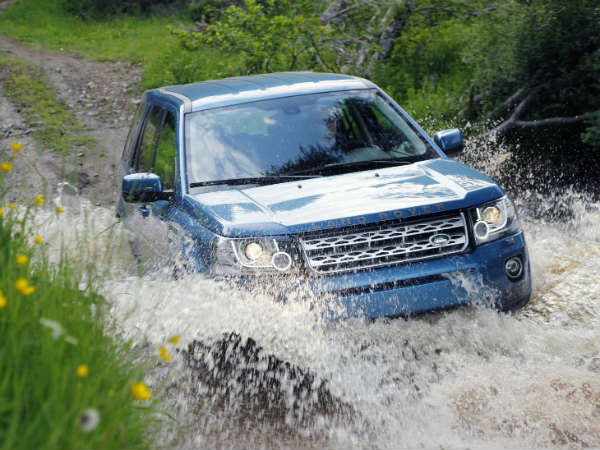 2013 ലാന്‍ഡ് റോവര്‍ ഫ്രീലാന്‍ഡര്‍ 2