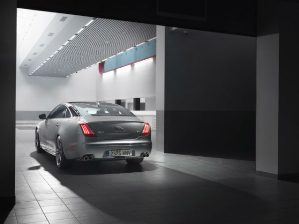 2014 ജാഗ്വര്‍ എക്സ്‍ജെആര്‍