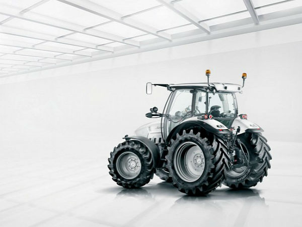 ലംബോര്‍ഗിനി പ്രീമിയം ട്രാക്ടറുകള്‍