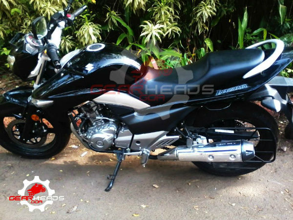 സുസൂക്കി ഇനസുമ ചാരപ്പടങ്ങള്‍