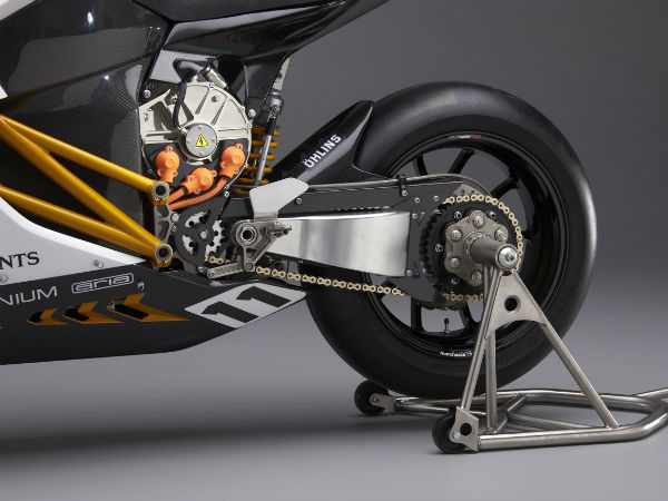 മിഷന്‍ ആര്‍ കരണ്ട് സൂപ്പര്‍ബൈക്ക്