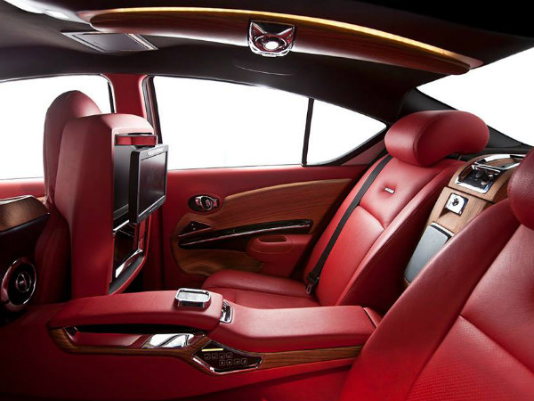 Nissan Sunny Gets The DC Lounge Treatment