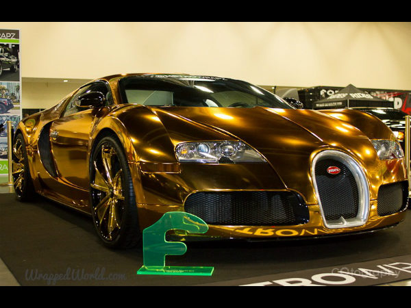 Gold Chrome Bugatti Veyron 