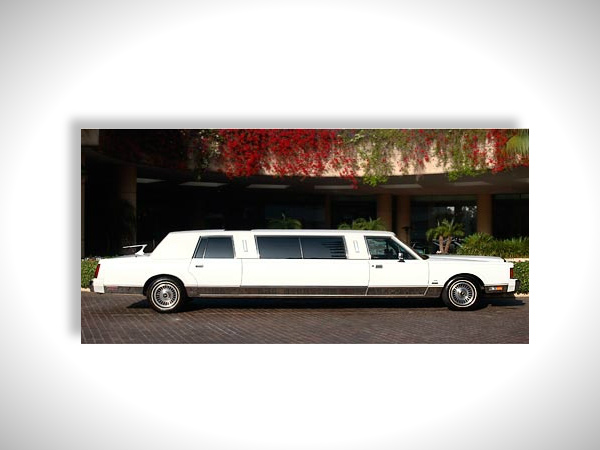 1998 ലിങ്കണ്‍ ടൗണ്‍ കാര്‍