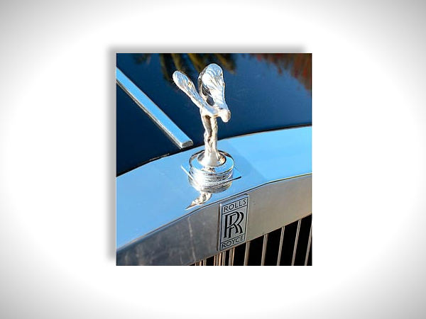 1990 റോള്‍സ് റോയ്‌സ് സില്‍വര്‍ സ്പര്‍