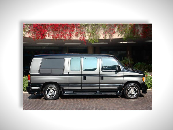 1993 ഫോഡ് എനോകലൈന്‍