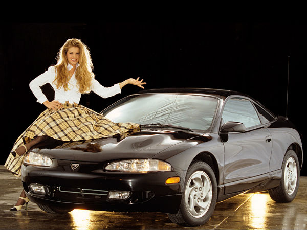 പ്ലേമേറ്റ് - ജൂലി ലിന്‍ സിയാലിനി