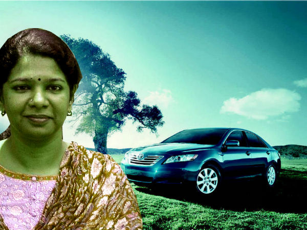 Kanimozhi's Land Rover Range Rover