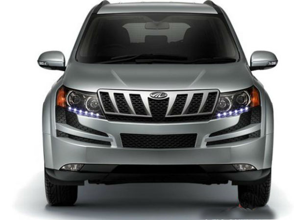 Mahidra XUV500 Ground Clearance