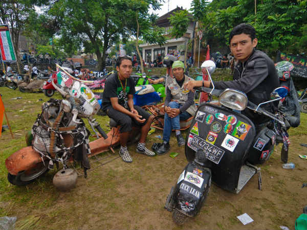 വെസ്പയുടെ ഭ്രാന്തന്‍ മോഡിഫിക്കേഷനുകള്‍