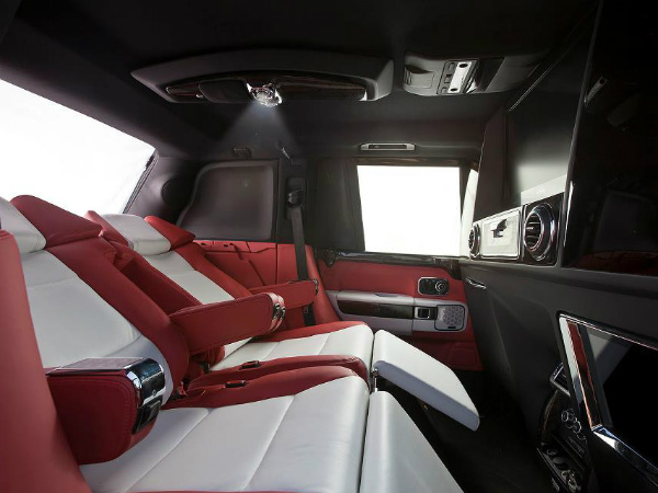 ഡിസി ലോഞ്ജ് റെയ്ഞ്ച് റോവർ