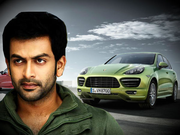 പോഷെ മകേന്‍ ആണ് ചിത്രത്തില്‍