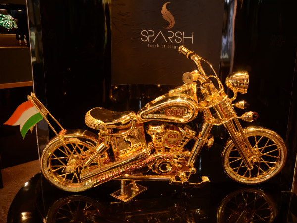 സ്വര്‍ണവും ഡയമണ്ടും