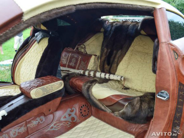 Russian Covers Entire Car In Leather