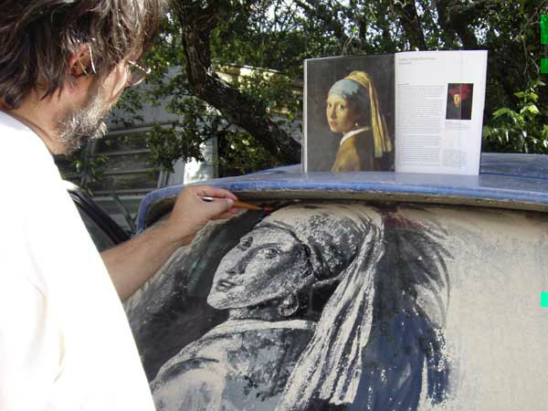 പൊടിപടലങ്ങളുടെ കലാകാരന്‍