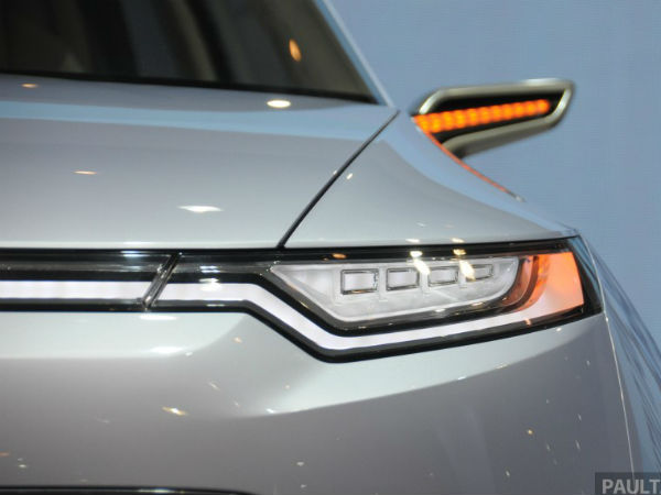 ഇക്കോസ്പോർടിനെ വെല്ലാന്‍ ടൊയോട്ട റഷിന് കഴിയുമോ?