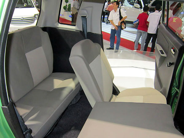 Suzuki Wagon R 7-seater MPV Unveiled