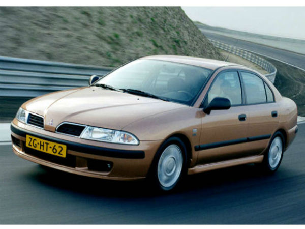 മിത്സുബിഷി കരിസ്മ (രണ്ടാം സ്ഥാനം)