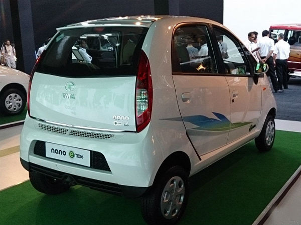 Tata Nano eMax CNG Launched