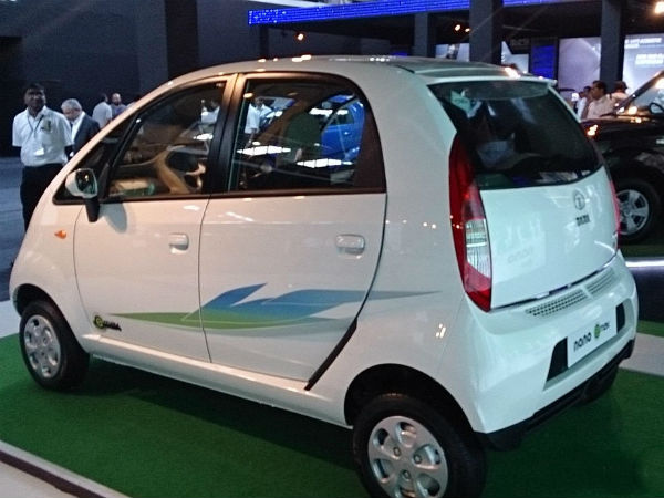 Tata Nano eMax CNG Launched