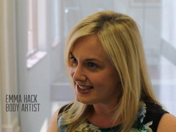 എമ്മ ഹാക്ക് ഒരു വമ്പത്തി