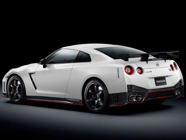 Nissan GT-R Nismo Gets Leaked Before Launch