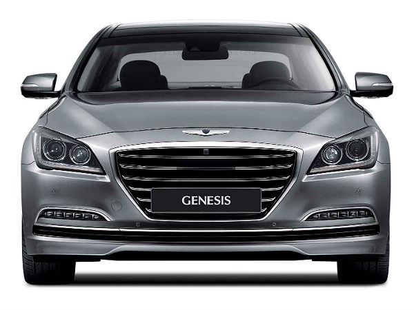 2015 Hyundai Genesis Breaks Cover
