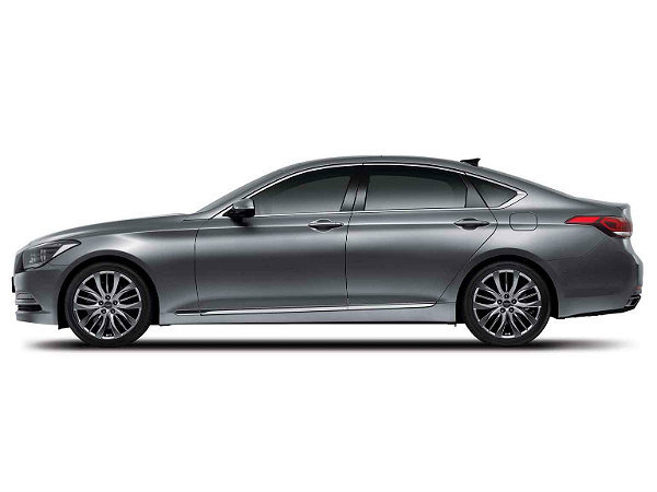 2015 Hyundai Genesis Breaks Cover