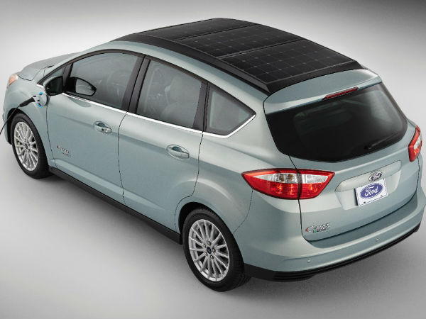 ഫോർഡ് സോളാർ വിഷയത്തിലേക്ക്