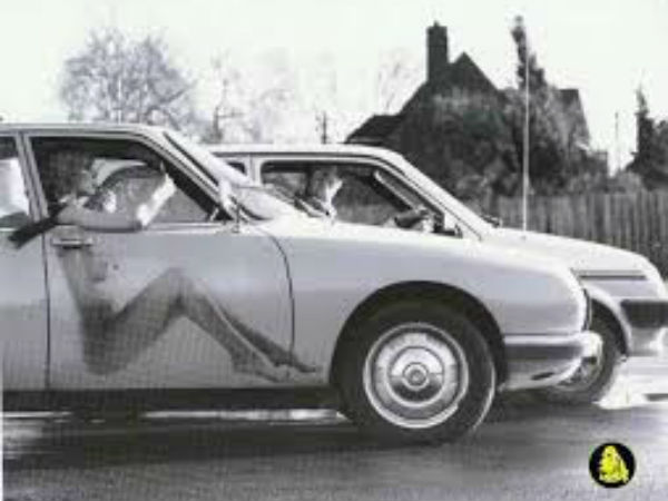 പീഛേ ക്യാ ഹേ?