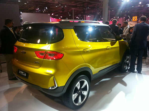 ഷെവർലെ അദ്ര അവതരിച്ചുു