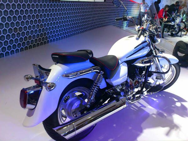 ഹ്യോസംഗ് അക്വില 250