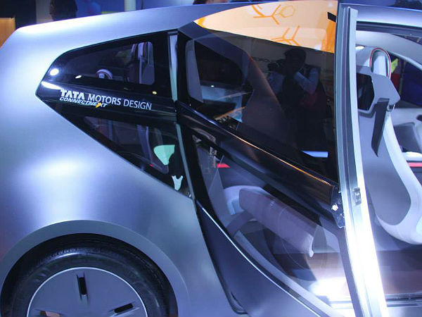 ടാറ്റ കാറുകളിൽ സാംസങ് ഇൻഫോടെയ്ൻമെൻറ്