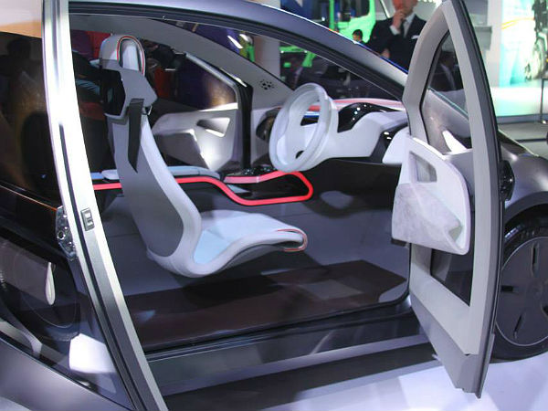 ടാറ്റ കാറുകളിൽ സാംസങ് ഇൻഫോടെയ്ൻമെൻറ്