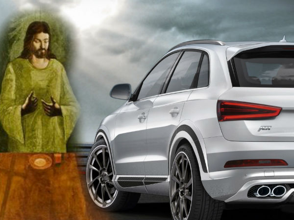 ഓഡി ക്യൂ5 (ചിത്രത്തിൽ യൂസഫ് അറയ്ക്കൽ ബാബു ആന്റണിയെ മോഡലാക്കി വരച്ച ക്രിസ്തു)