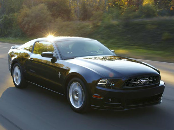 ഫോർഡ് മസ്റ്റാംഗ് വീണ്ടും എമ്പയർ സ്റ്റേറ്റ് ബിൽഡിങ്ങിലേക്ക്