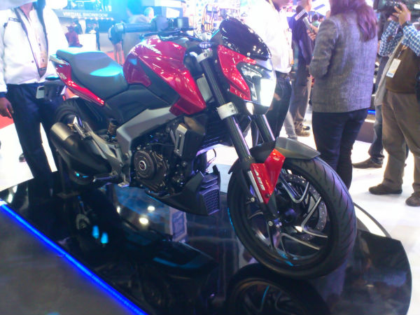 ബജാജ് പള്‍സര്‍ സിഎസ്400 