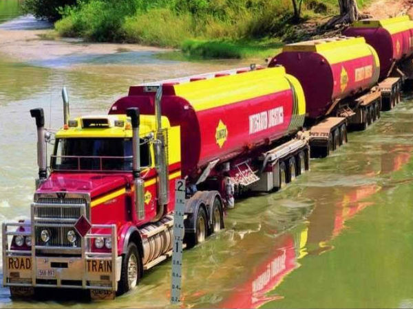 നമ്മുടെ പാണ്ടിലോറിയൊക്കെ എന്ത്!